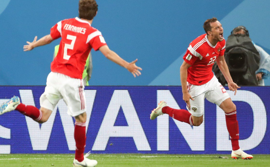 Cheryshev comemora o gol da Rússia